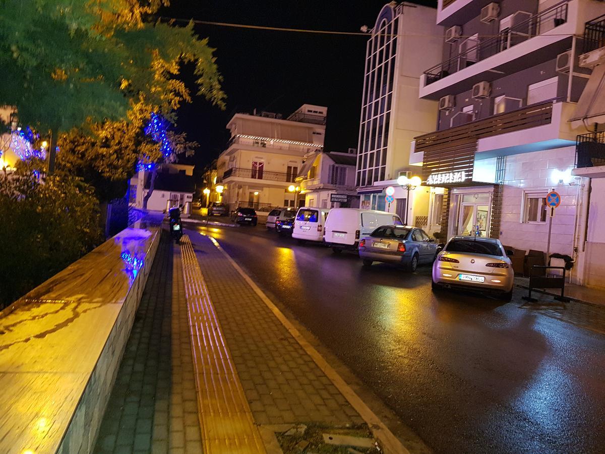 Hotel Anastasia Volos Exteriör bild