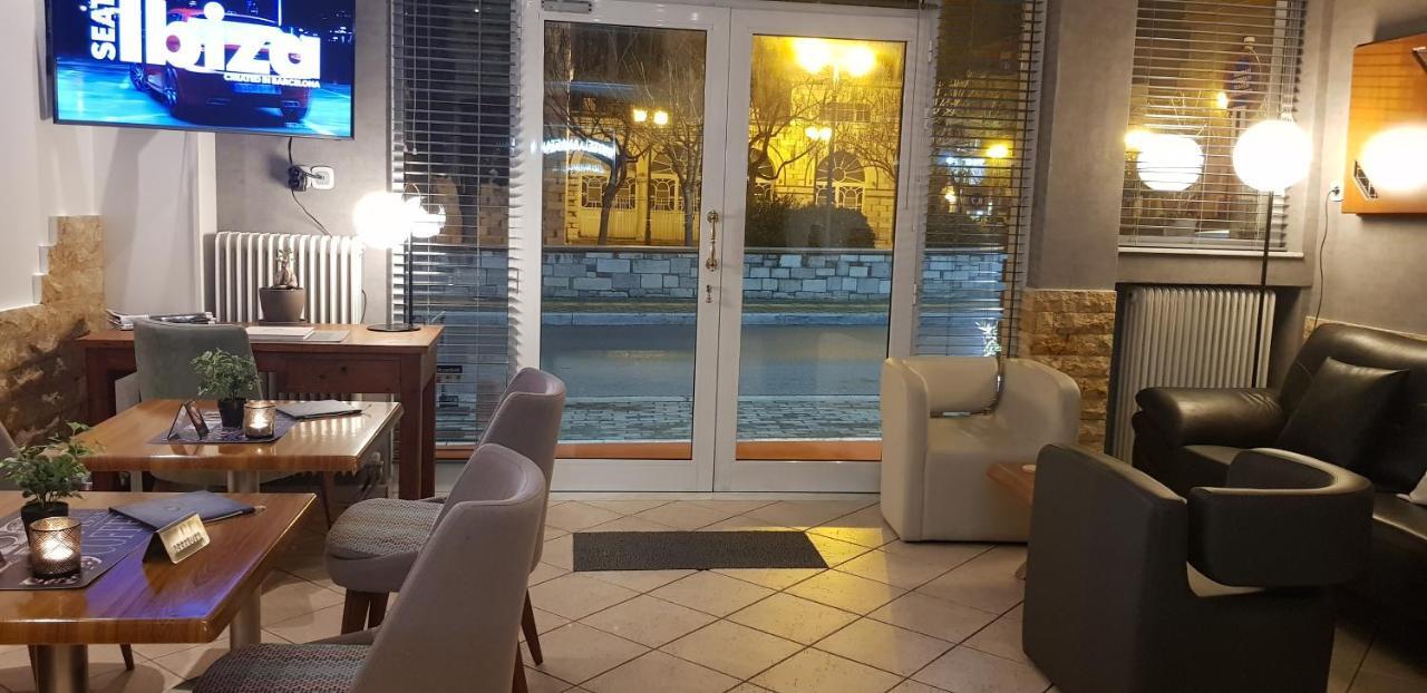 Hotel Anastasia Volos Exteriör bild